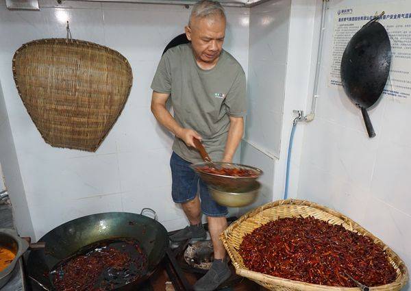 港股异动 | 餐饮股延续跌势