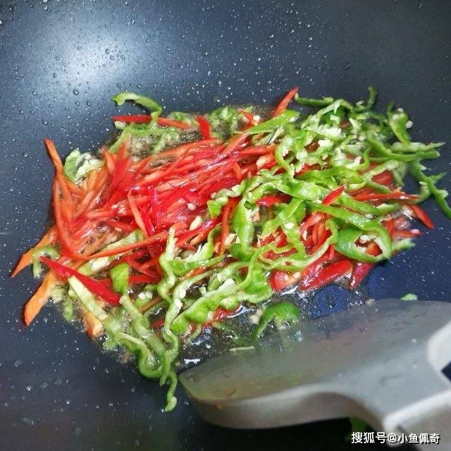 节气里的四川风味丨夏至吃什么？一碗凉面“胃”饱你！